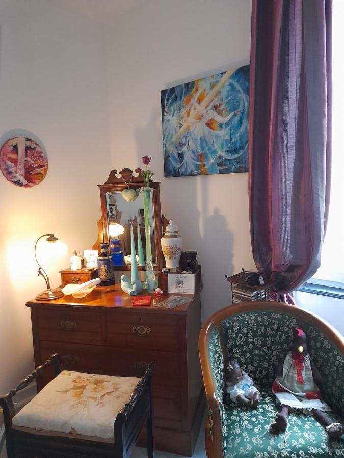 La Chambre De Garance Et Ses Couleurs D'Art Saint-Pol-de-Léon Esterno foto